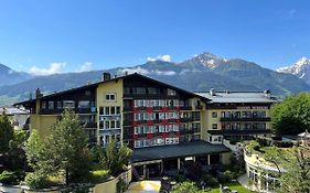 Hotel Latini in Zell am See